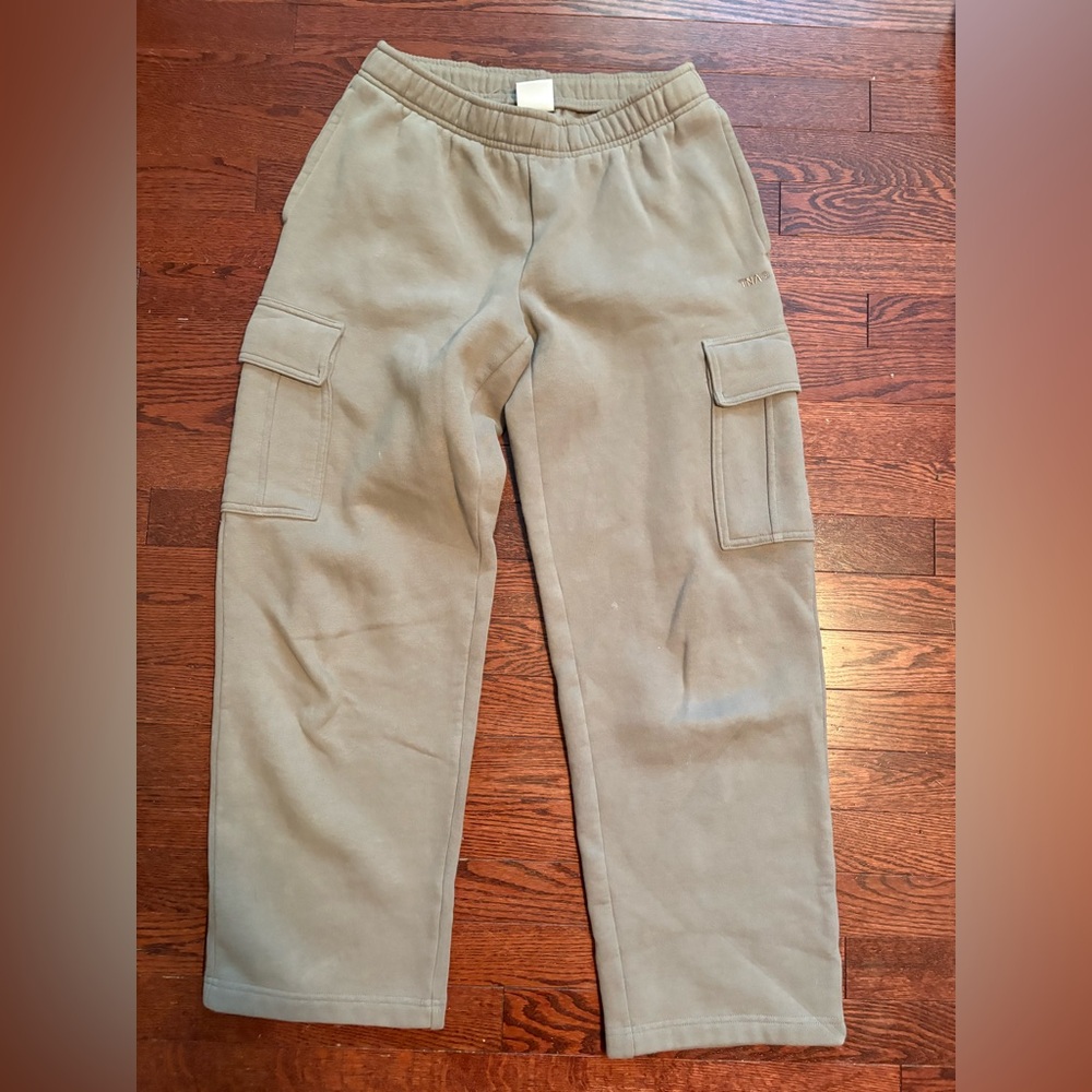 TNA Sweatfleece Cozy Fleece Sweatpants in Tan